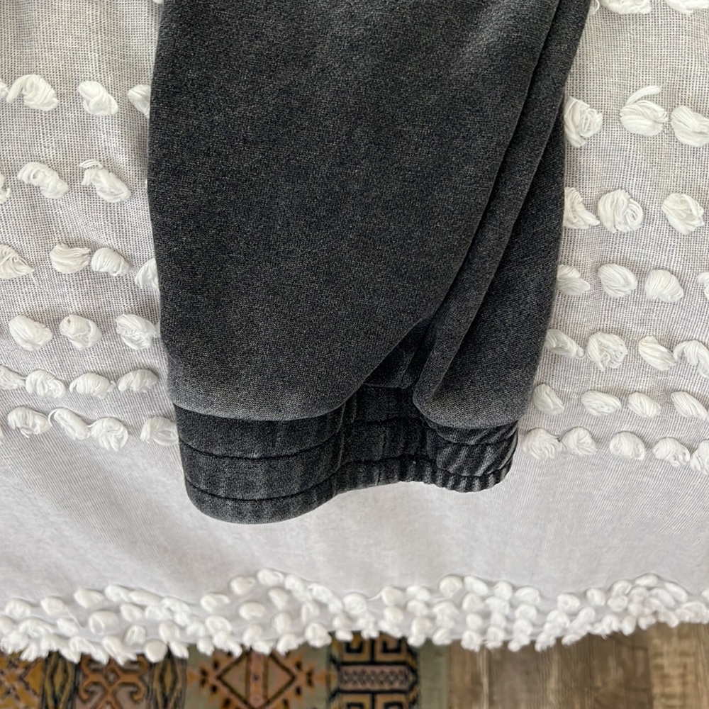 YMI cargo joggers size Small - Picture 4 of 5